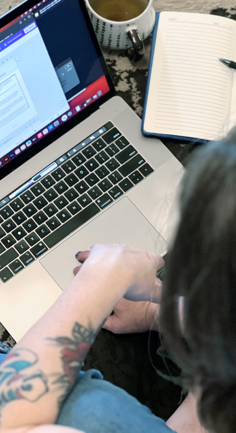 Virtual Assistant working